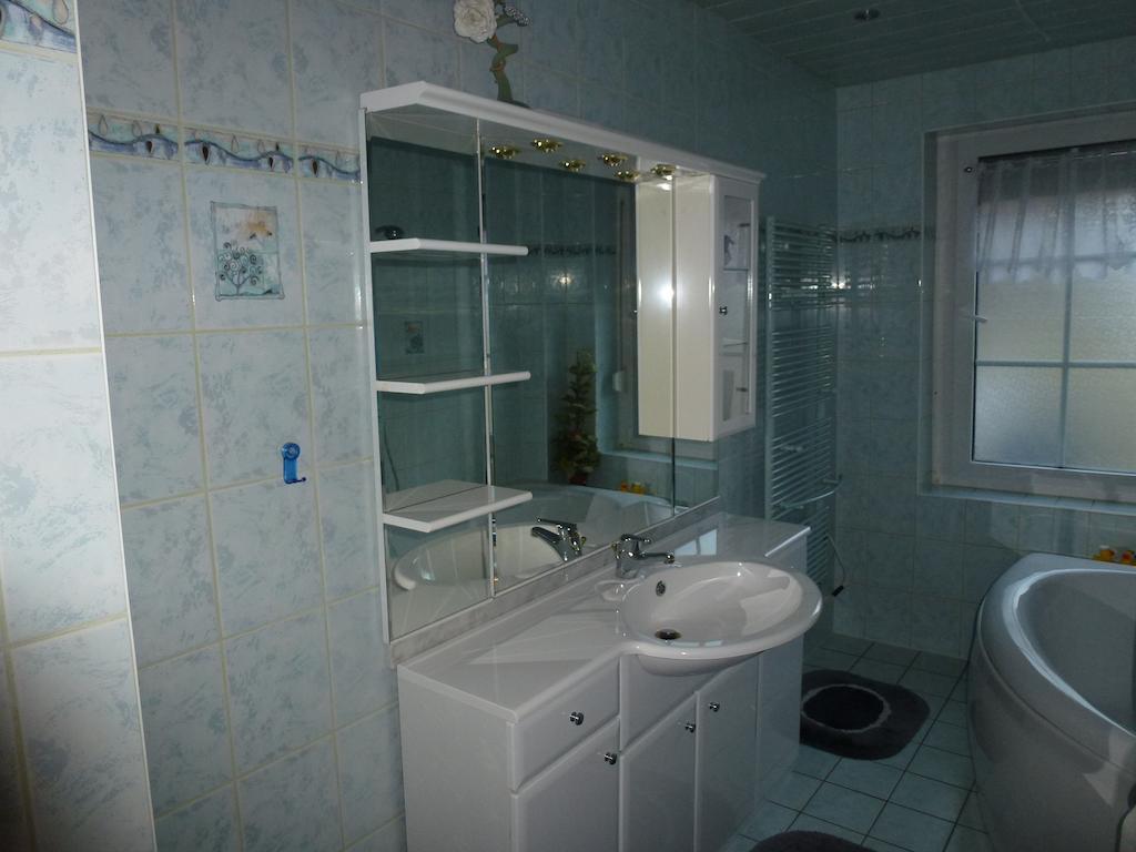 Ferienwohnung Thale Bilik gambar